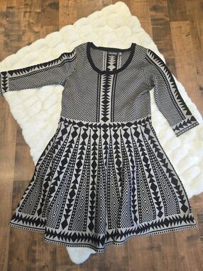 Geometric Fit & Flare Mid-Sleeve Dress [XL, Stretch] Black Tan Print Aztec NWOT